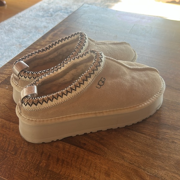 UGG Wmns Tazz Slipper Size 8 - Picture 3 of 8